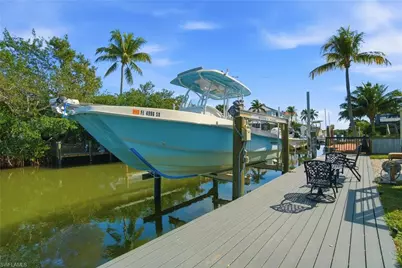 1286 Venetian Way, Naples, FL 34110 - Photo 35