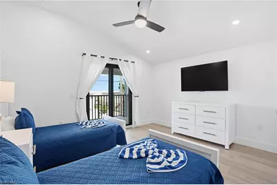 910 3rd St, Fort Myers Beach, FL 33931 - Photo 19