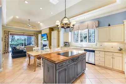 15588 Whitney Ln, Naples, FL 34110 - Photo 11