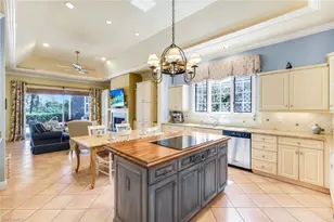 15588 Whitney Ln, Naples, FL 34110 - Photo 11