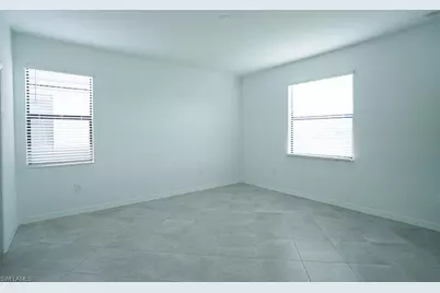 14984 Palamos Cir, Fort Myers, FL 33905 - Photo 7