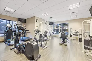 4551 Gulf Shore Blvd N, Naples, FL 34103 - Photo 21