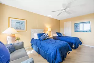 4551 Gulf Shore Blvd N, Naples, FL 34103 - Photo 13