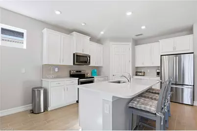 28137 Seasons Tide Ave, Bonita Springs, FL 34135 - Photo 9