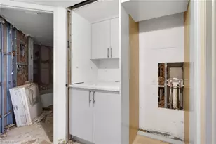 4751 Gulf Shore Blvd N, Naples, FL 34103 - Photo 19