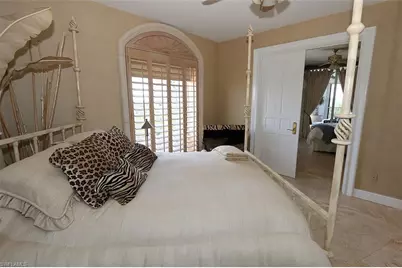 8665 Bay Colony Dr #901, Naples, FL 34108 - Photo 23