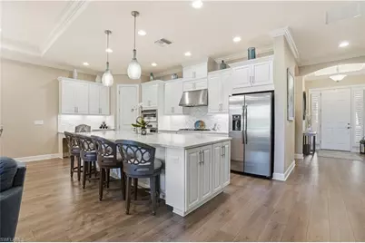 8665 Dilillo Ct, Naples, FL 34119 - Photo 5