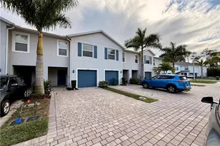 15314 Wildflower Cir, Naples, FL 34119 - Photo 3