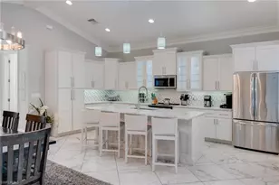 735 99th Ave N, Naples, FL 34108 - Photo 7