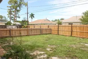 4407 Thomasson Ln, Naples, FL 34112 - Photo 3