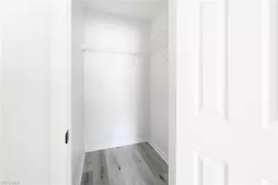 4603 Bayshore Dr, Naples, FL 34112 - Photo 17