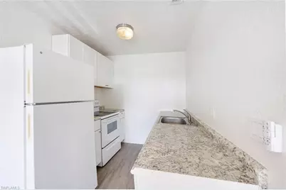 4603 Bayshore Dr #F10, Naples, FL 34112 - Photo 7