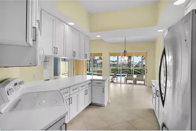 7710 Tommasi Ct, Naples, FL 34114 - Photo 7