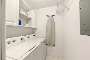 8370 Heritage Links Ct, Naples, FL 34112 - Photo 23