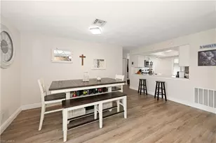 221 Palm Dr, Naples, FL 34112 - Photo 7