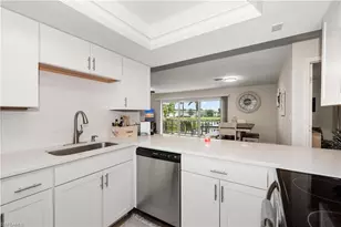 221 Palm Dr, Naples, FL 34112 - Photo 11