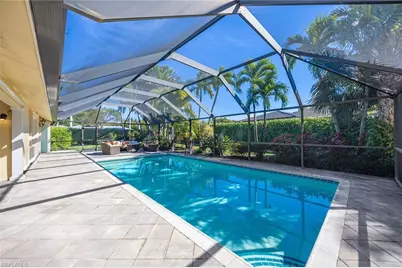 688 Parkview Ln, Naples, FL 34103 - Photo 23