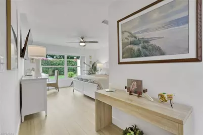 805 Reef Point Cir, Naples, FL 34108 - Photo 13