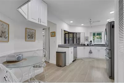 805 Reef Point Cir, Naples, FL 34108 - Photo 9