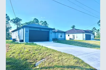726 Giorgio Ave S, Lehigh Acres, FL 33974 - Photo 3