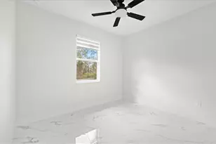 726 Giorgio Ave S, Lehigh Acres, FL 33974 - Photo 17