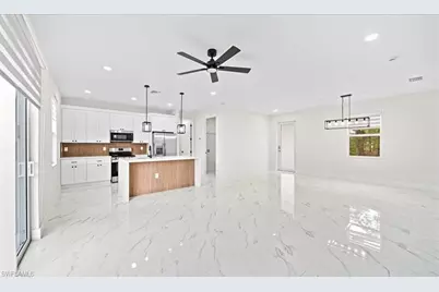 726 Giorgio Ave S, Lehigh Acres, FL 33974 - Photo 11