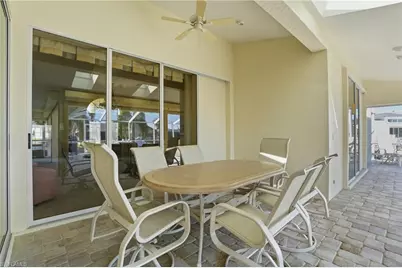 2544 SE 23rd Pl, Cape Coral, FL 33904 - Photo 37