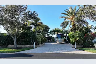 4620 Southern Breeze Dr, Naples, FL 34114 - Photo 17