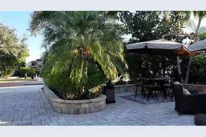 4620 Southern Breeze Dr, Naples, FL 34114 - Photo 5