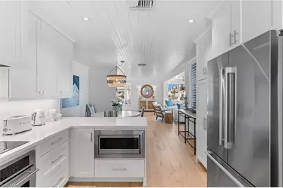 2701 Gulf Shore Blvd N #4, Naples, FL 34103 - Photo 13