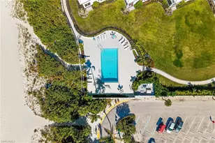 2701 Gulf Shore Blvd N, Naples, FL 34103 - Photo 29