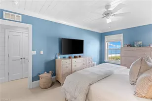 2701 Gulf Shore Blvd N, Naples, FL 34103 - Photo 19