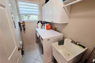 6775 Huntington Lakes Cir, Naples, FL 34119 - Photo 27