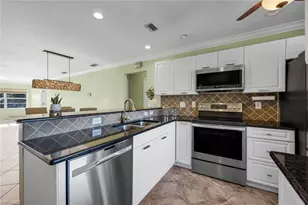 1706 Bikini Ct, Cape Coral, FL 33904 - Photo 9