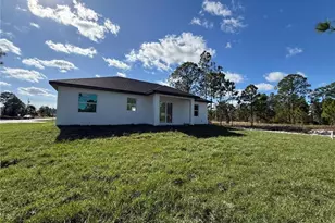 1121 Florence St E, Lehigh Acres, FL 33974 - Photo 11