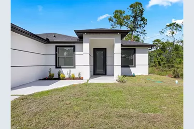 1119 Earhart St E, Lehigh Acres, FL 33974 - Photo 5