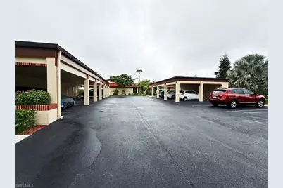 2005 Pine Isle Ln #2005, Naples, FL 34112 - Photo 17