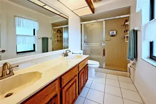 2005 Pine Isle Ln, Naples, FL 34112 - Photo 9