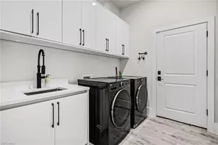 1720 21st St SW, Naples, FL 34117 - Photo 19