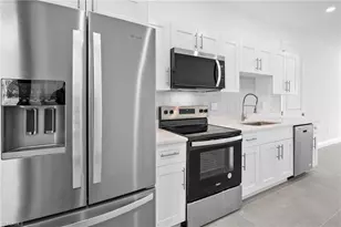 4393 32nd Ave SE, Naples, FL 34117 - Photo 9