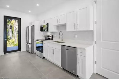 4393 32nd Ave SE, Naples, FL 34117 - Photo 7