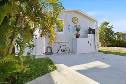 35 Emily Ln, Fort Myers Beach, FL 33931 - Photo 3