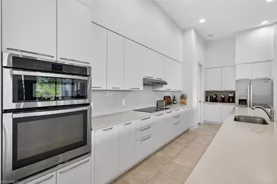 14835 Dockside Ln, Naples, FL 34114 - Photo 9