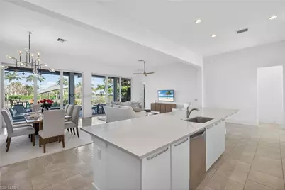 14835 Dockside Ln, Naples, FL 34114 - Photo 11