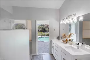 700 Lambton Ln, Naples, FL 34104 - Photo 21