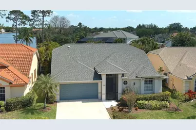 700 Lambton Ln, Naples, FL 34104 - Photo 3