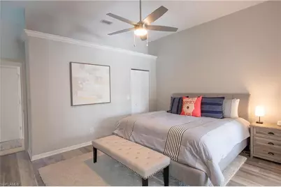 700 Lambton Ln, Naples, FL 34104 - Photo 19