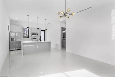 918 Anaconda Ave S, Lehigh Acres, FL 33974 - Photo 5