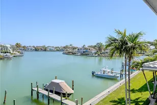 1910 Gulf Shore Blvd N, Naples, FL 34102 - Photo 7