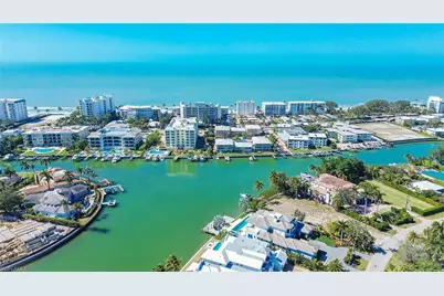 1910 Gulf Shore Blvd N #312, Naples, FL 34102 - Photo 29